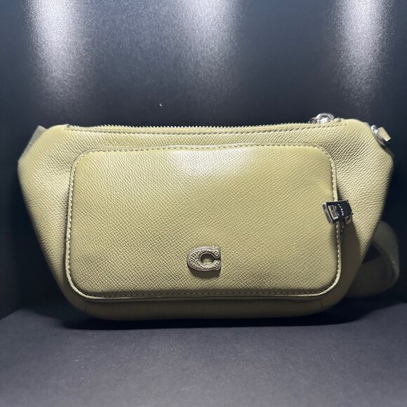 Coach Handbags - COACH Cross Grain Leather Belt Bag - EUC